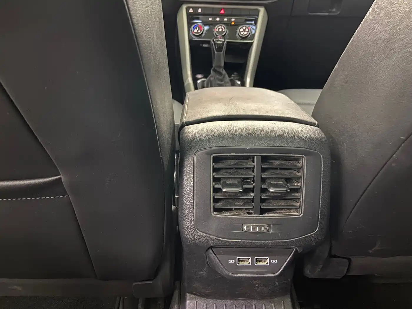 Volkswagen T-ROC 2023 280TSI DSG 2WD Time Edition фото 21