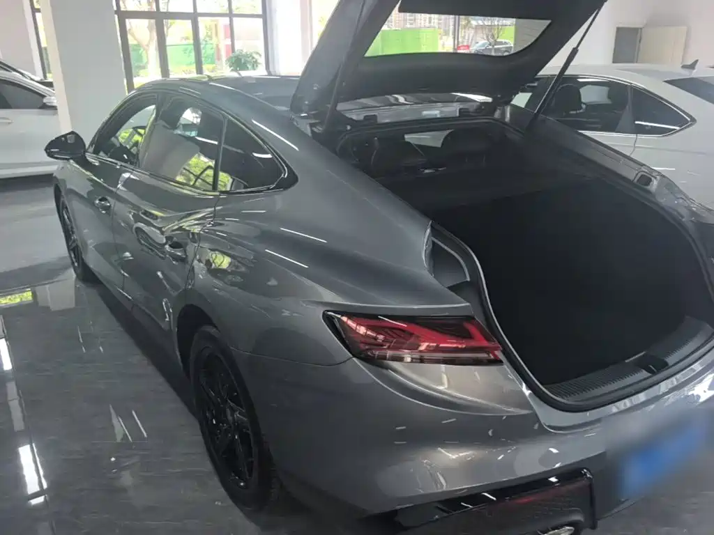 MG MG7 2025 2023 1.5T DCT Ultimate Comfort Edition