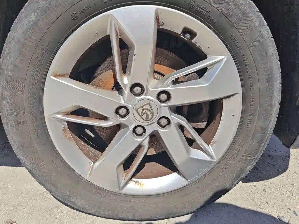 Baojun 530 2019 2019 1.5T Manual Elite (7-seater) China V