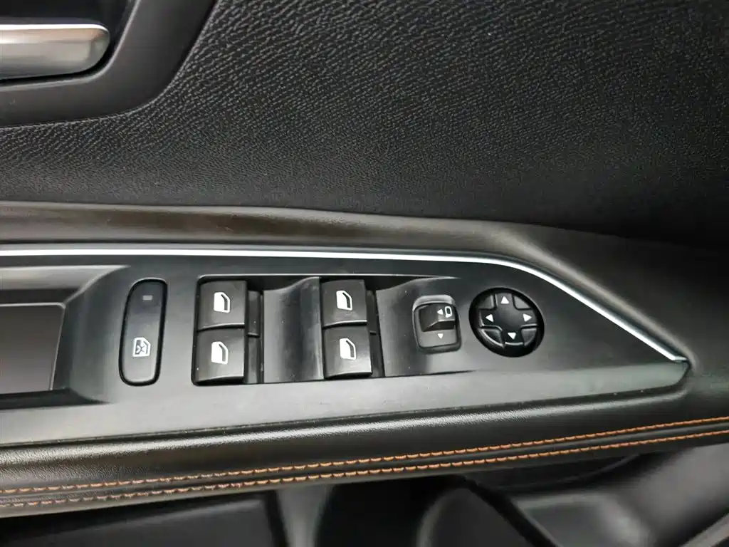 Peugeot 5008 2017 350THP 7-seat Elite Edition фото 9
