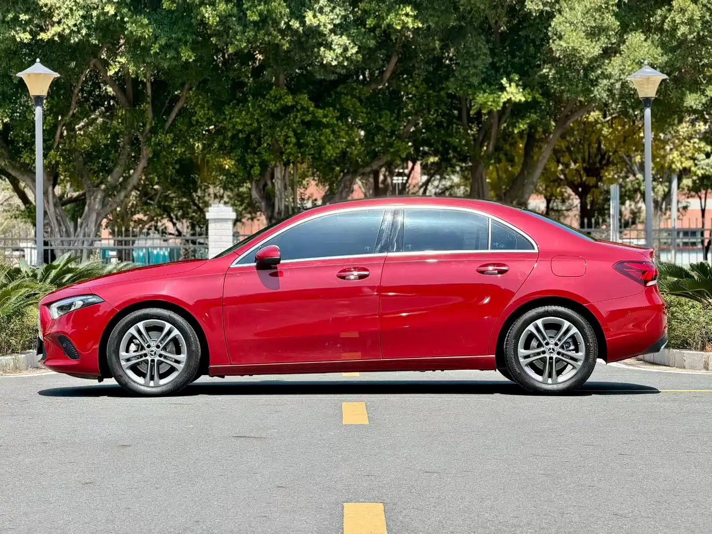 Mercedes-Benz A-Class 2020 A 200 L фото 8
