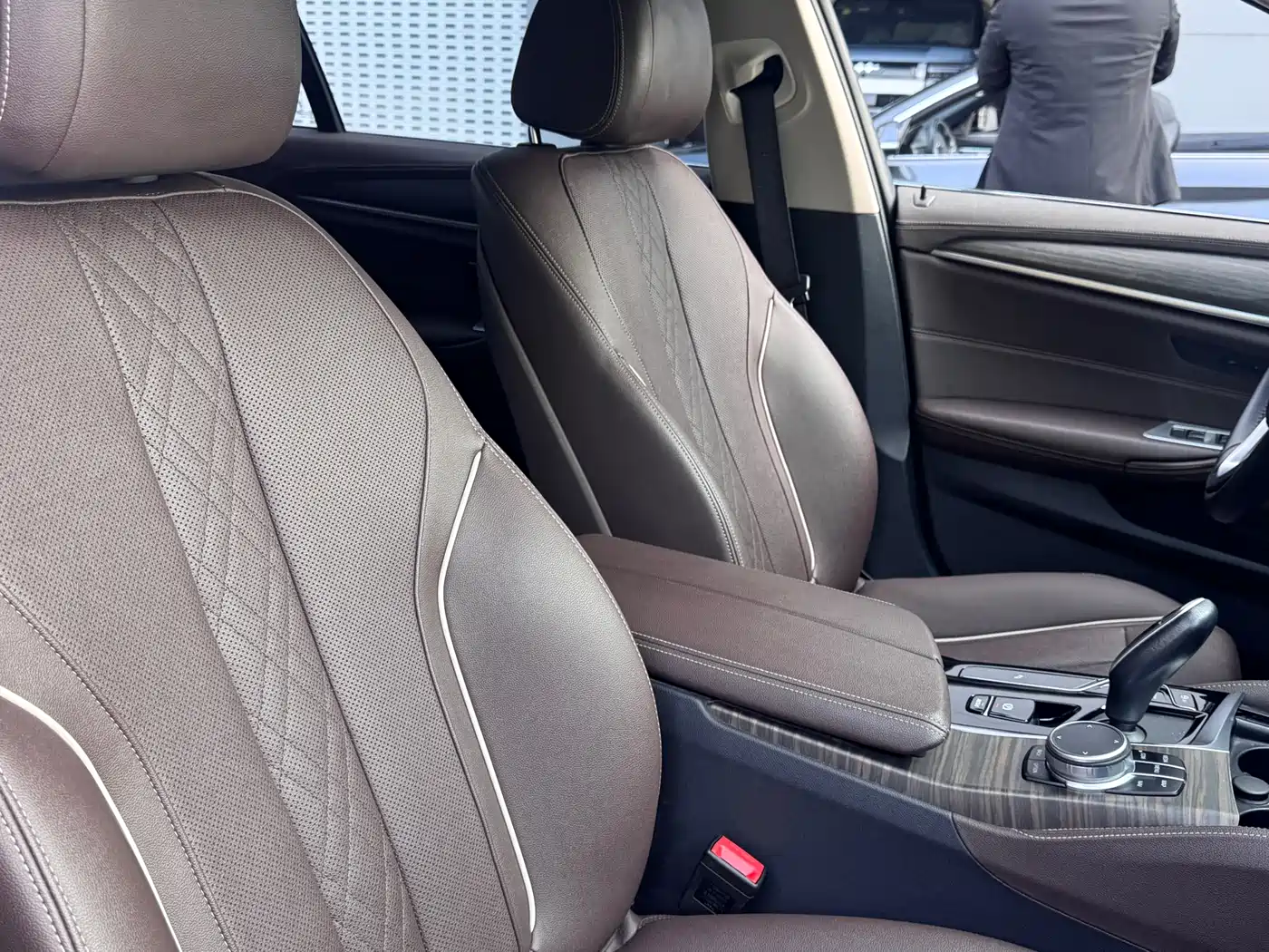 BMW 5 Series 2021 530Li Leading Luxury Package фото 7