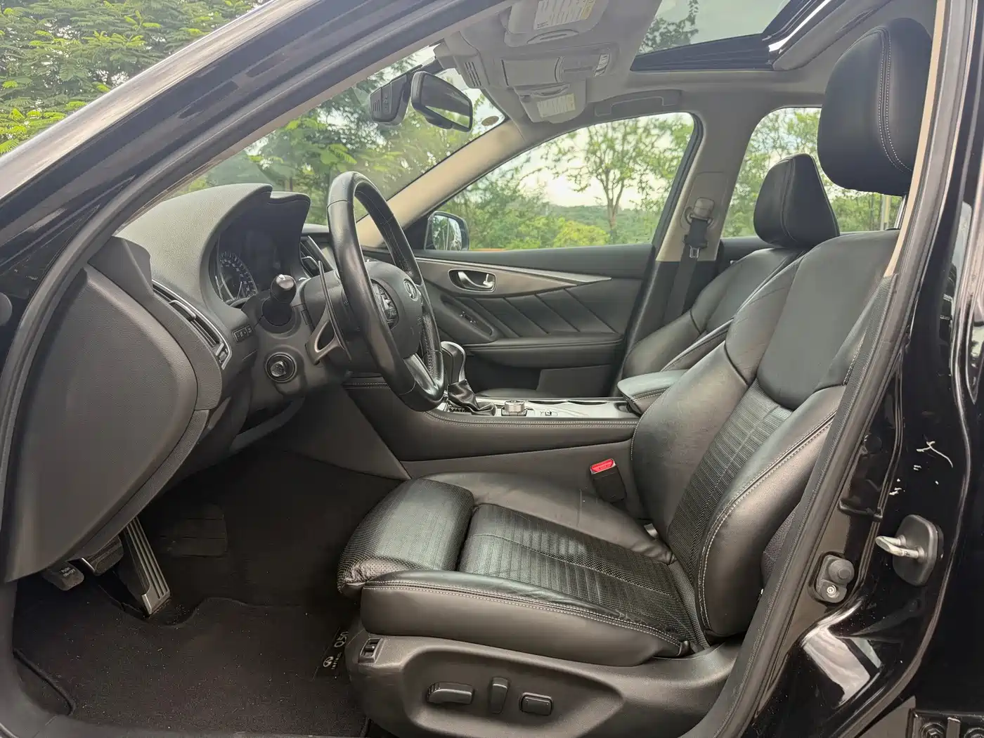 Infiniti Q50L 2015 2015 2.0T Sport