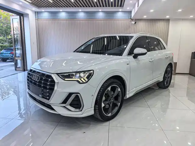 Audi Q3 2022