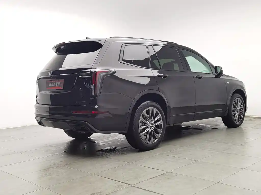 2024 Cadillac XT6
