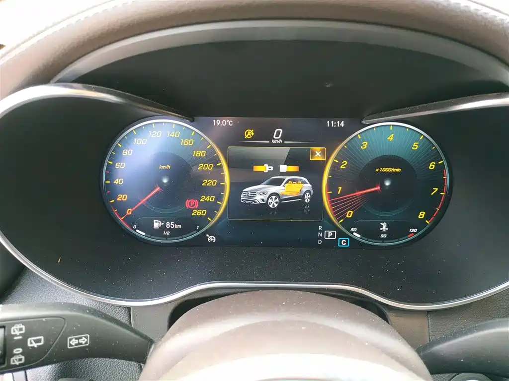 Mercedes-Benz GLC 2021 GLC 260 L 4MATIC Luxury фото 4