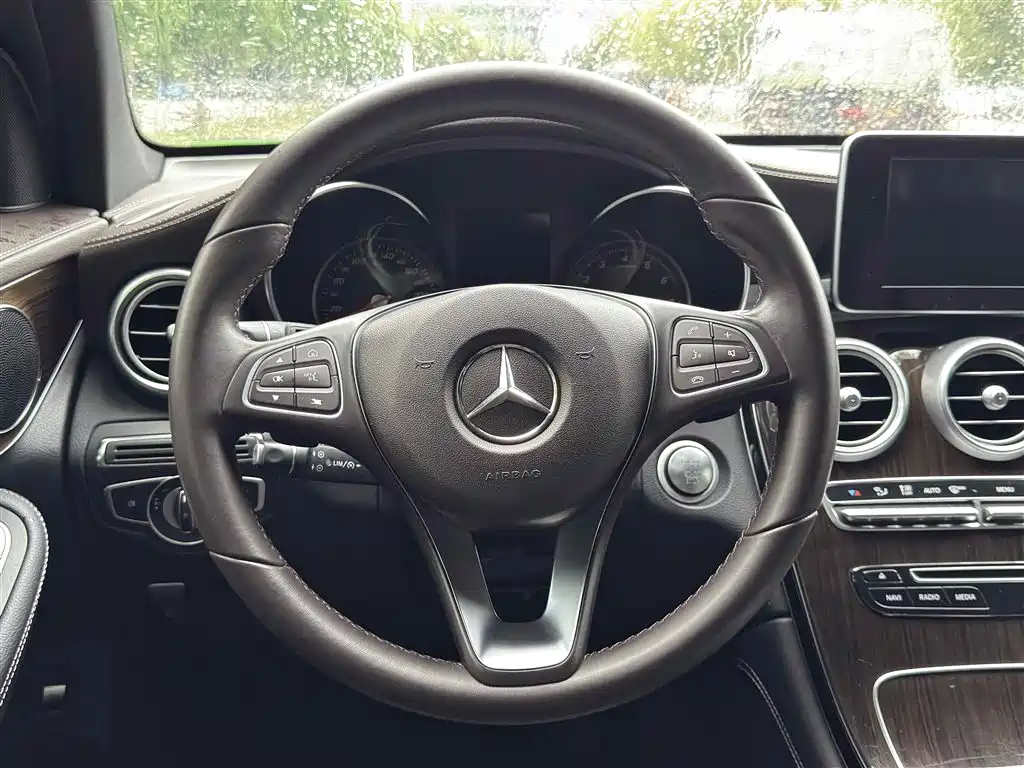 Mercedes-Benz GLC 2019 GLC 260 L 4MATIC Dynamic фото 20