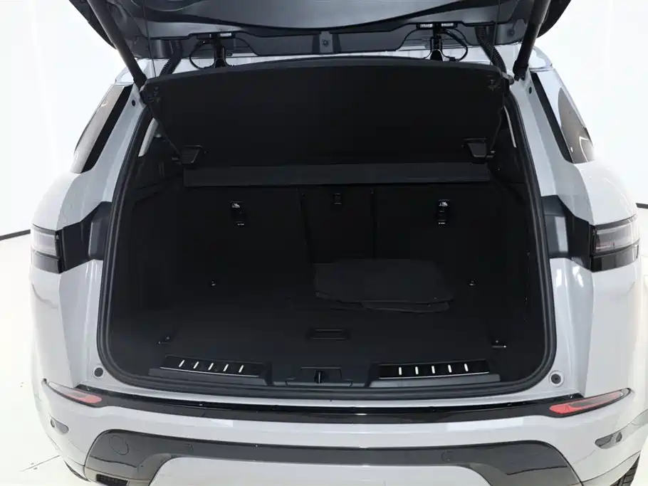 Land Rover Range Rover Evoque 2026 Range Rover Evoque L SE фото 13