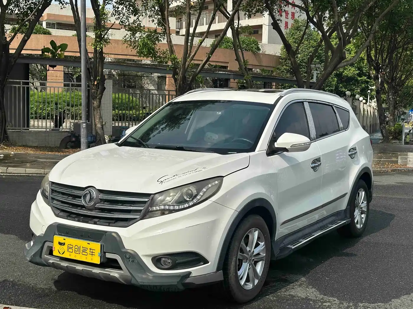 Photo 1 - Dongfeng Fengguang Fengguang 580