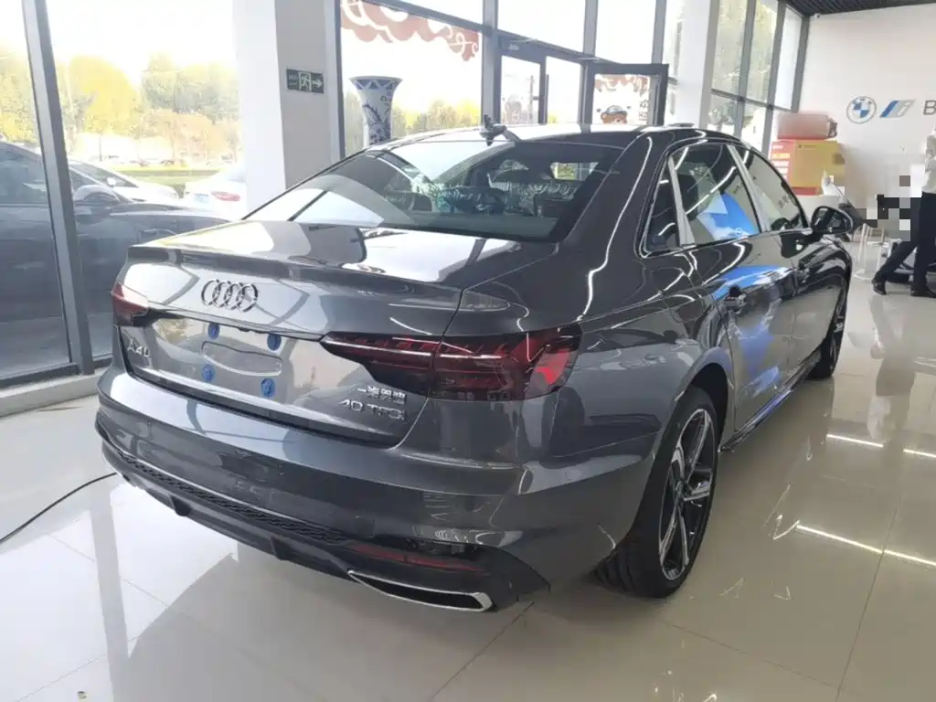 Audi A4L 2026 2025 2 Million Celebration Edition 40 TFSI Luxury Dynamic