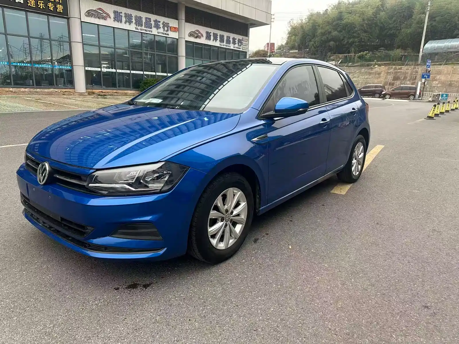 Фото 2 - Volkswagen Polo