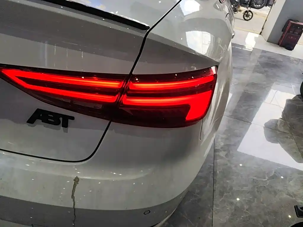 Фото 8 - Audi A3