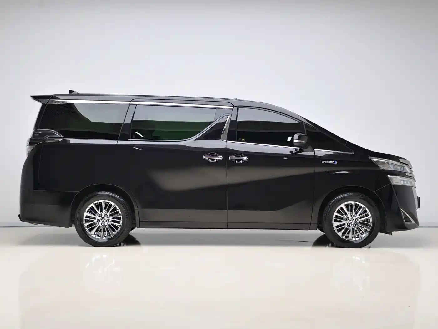 Toyota Vellfire 2020 2020 Twin Engine 2.5L HV Premium Edition