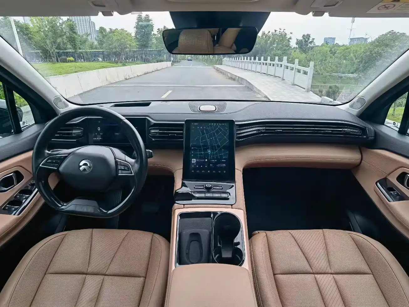 NIO ES8 2019 2018 355KM Standard 6-Seater