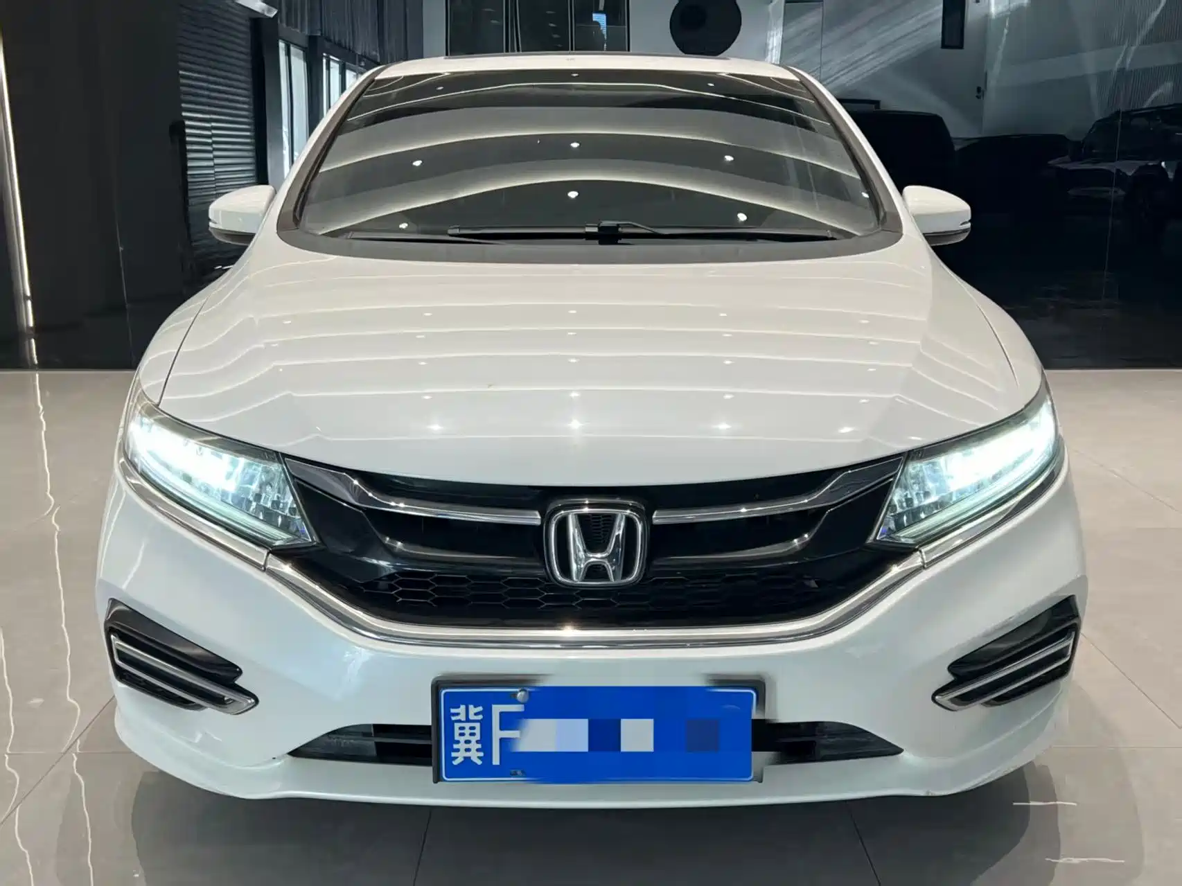 صورة 2 - Honda Jade