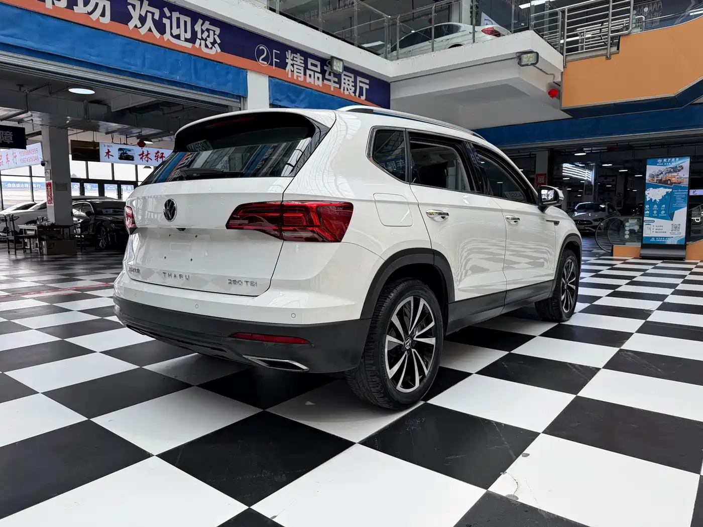 Volkswagen Tharu 2022 280TSI FWD Luxury Edition фото 19