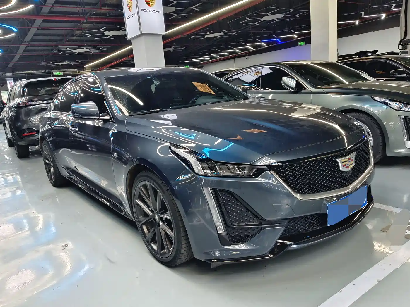 Cadillac CT5 2021 28T Platinum Edition фото 3