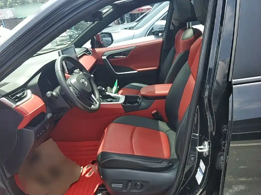 Toyota RAV4 Rongfang 2021 Hybrid 2.5L E-CVT AWD Elite PLUS Edition фото 15