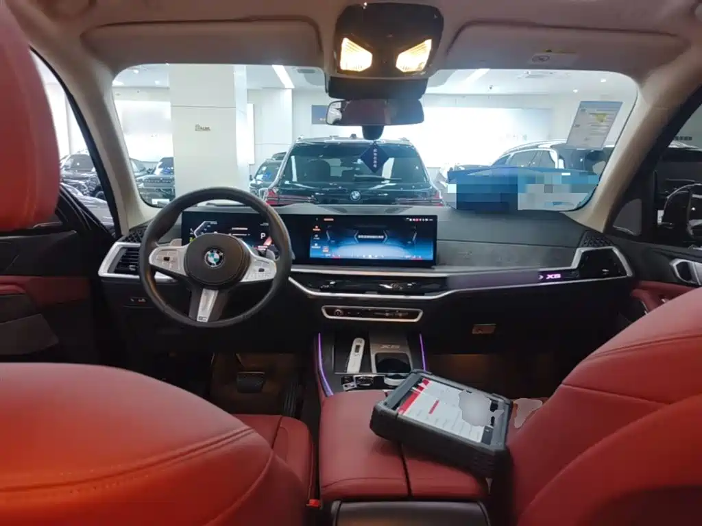 BMW X5 2023 xDrive 30Li Premium M Sport Black Night Package фото 10