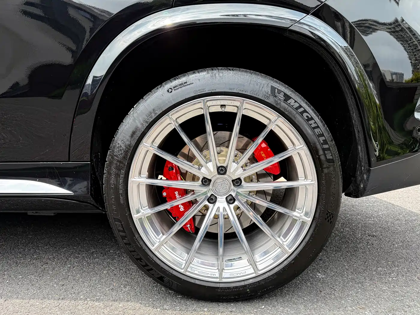 MERCEDES-BENZ GLE AMG