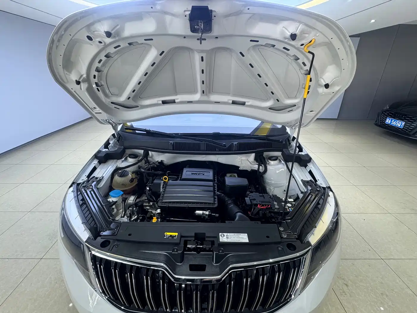 Škoda Kamiq 2022 1.5L Automatic Comfort Edition фото 10