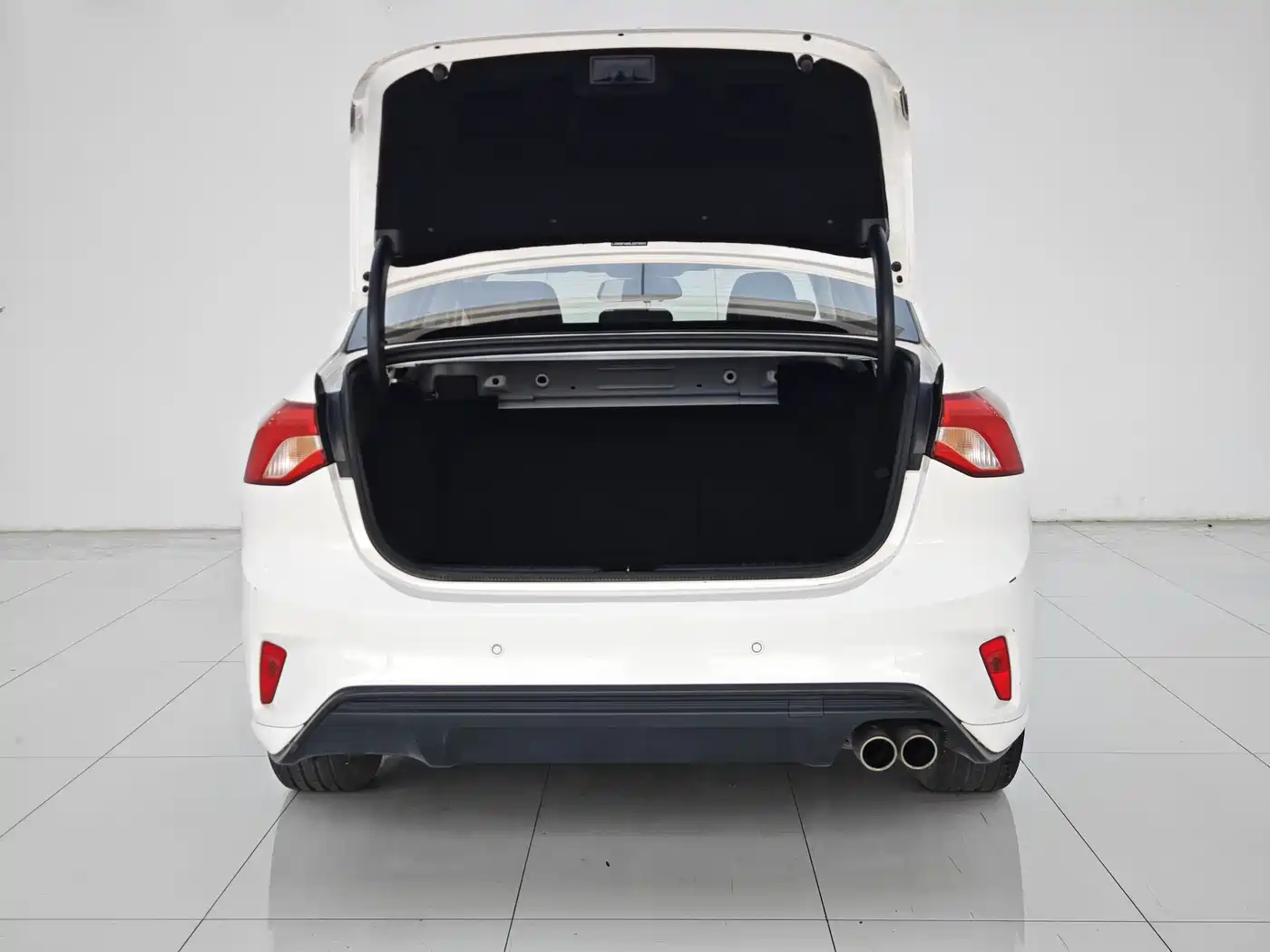 Ford Focus 2020 2020 Sedan EcoBoost 180 Automatic Sharp Trend Type