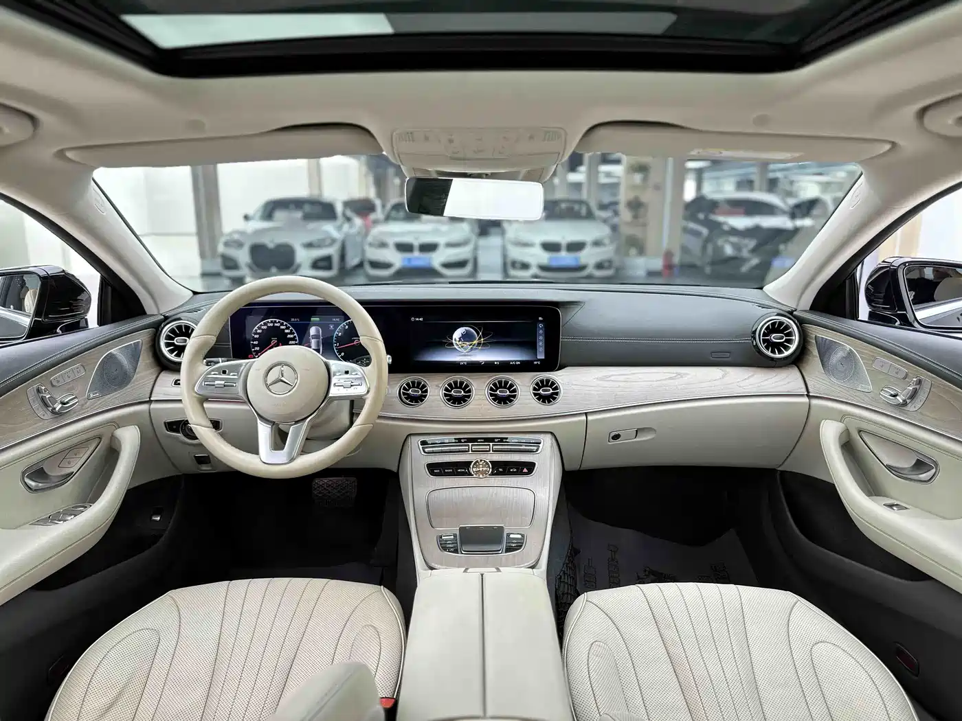 MERCEDES-BENZ CLS