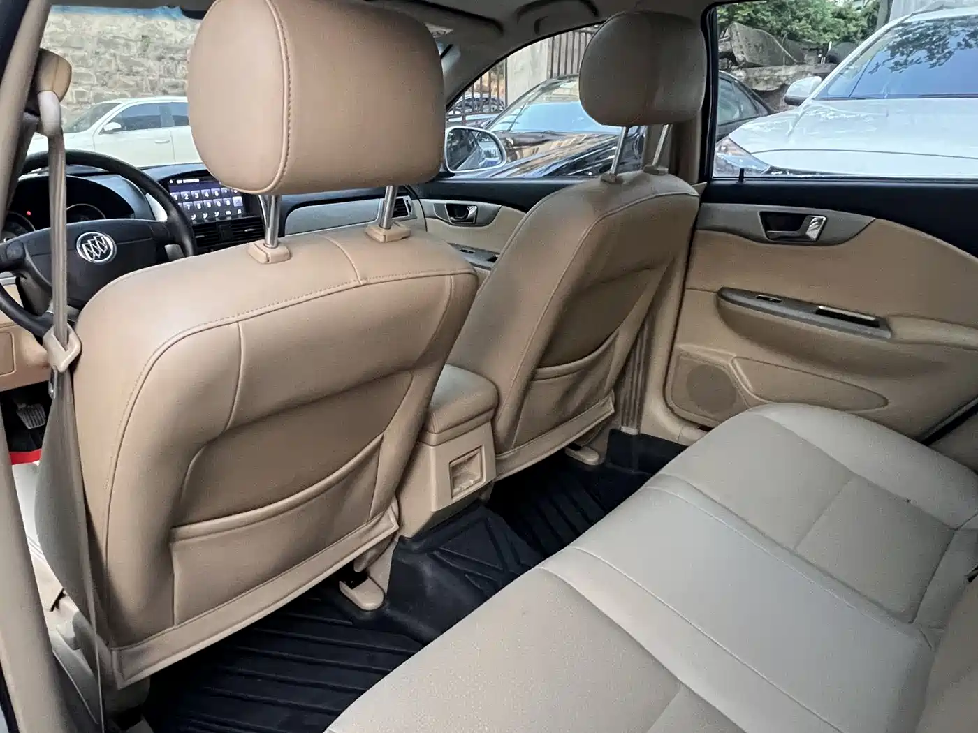 Buick Excelle 2013 1.5L Manual Exclusive фото 7