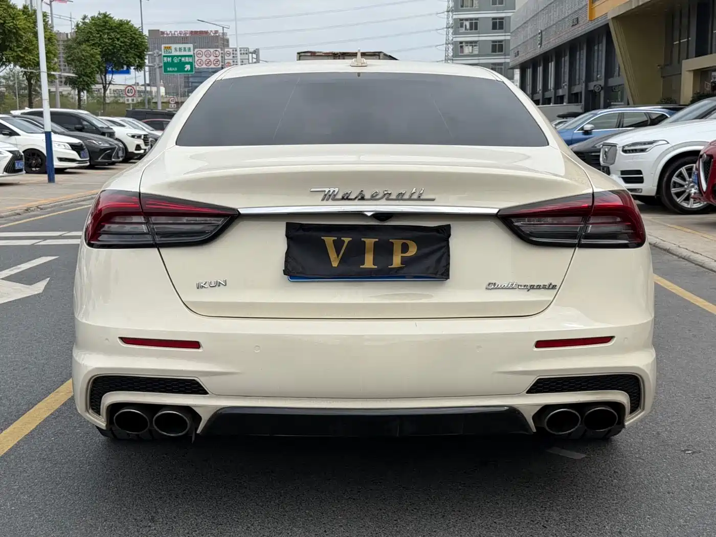 Maserati Quattroporte 2015 3.0T Standard фото 8