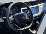 Фото 8 - Geely Vision X3