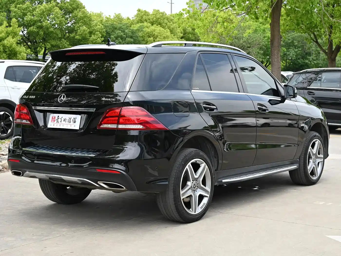Mercedes-Benz GLE 2018 GLE 400 4MATIC Ultimate Edition фото 6