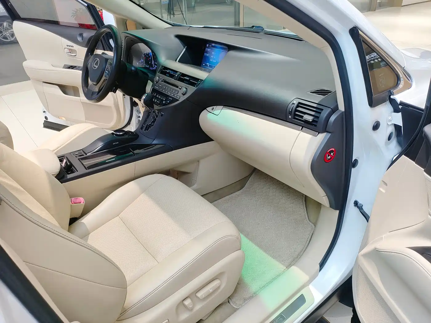 Lexus RX Classic 2012 270 Elegance фото 10