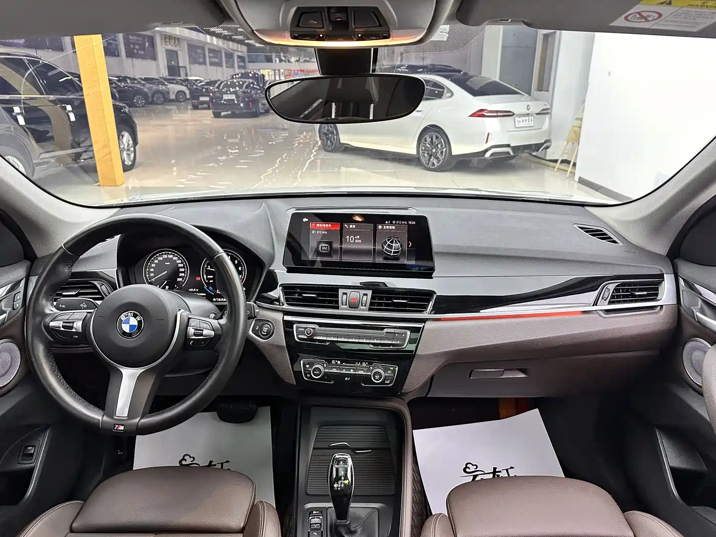 BMW X1 2022 sDrive25Li Leading фото 4