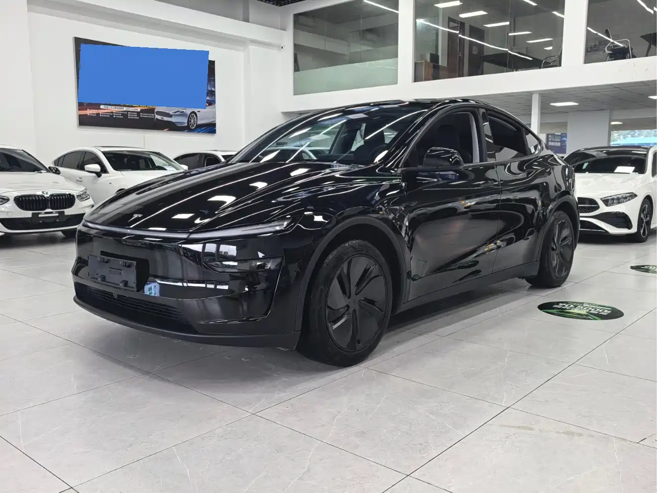 Tesla Model Y 2025 Rear-Wheel Drive