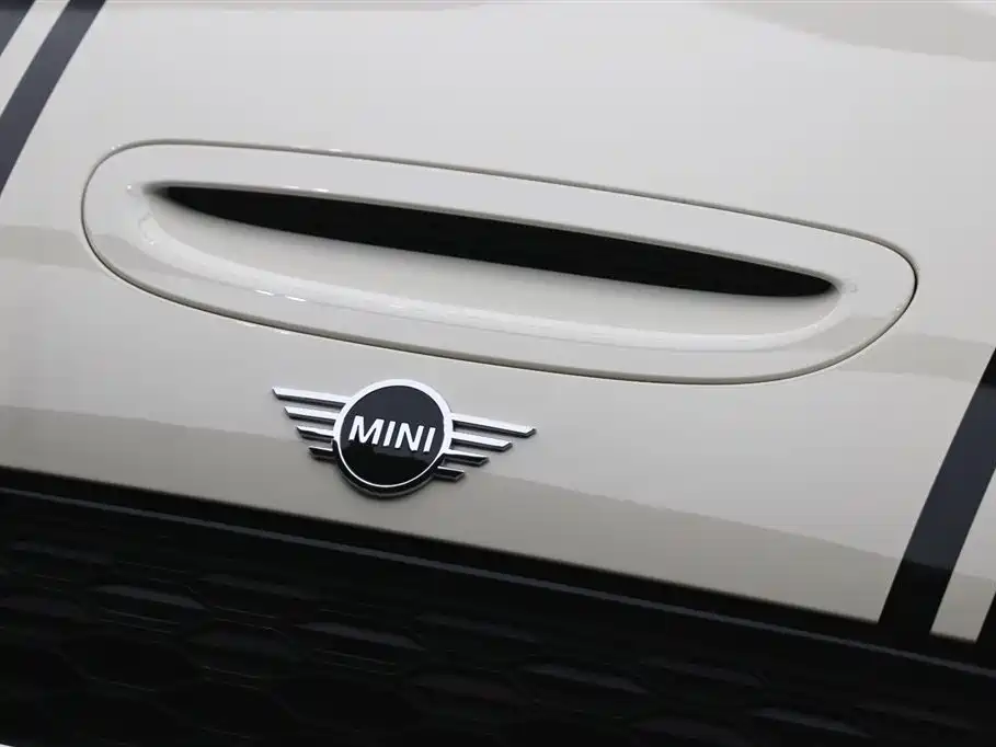 MINI CLUBMAN 2019 2.0T COOPER S фото 27