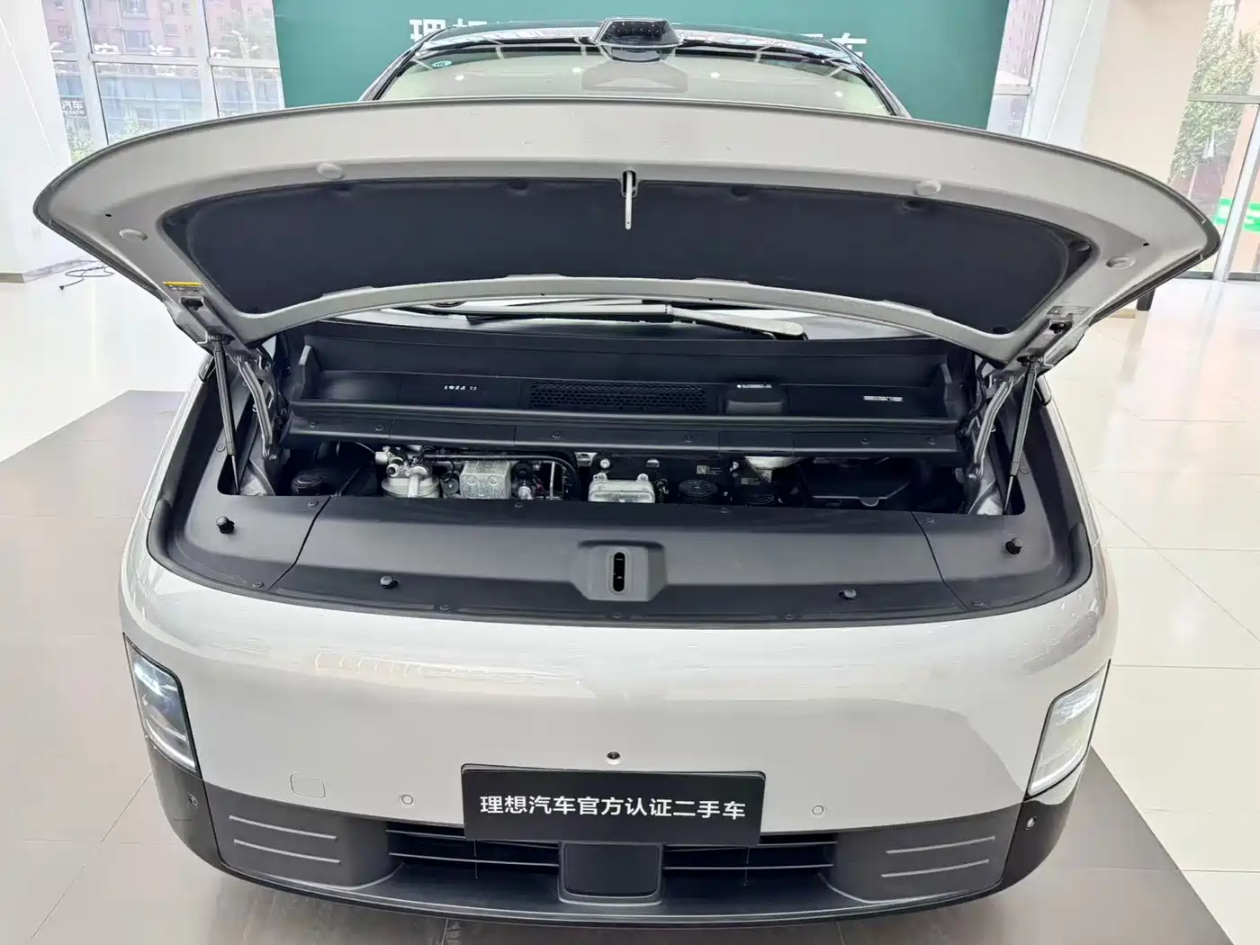 Li Auto MEGA 2024 2024 Ultra