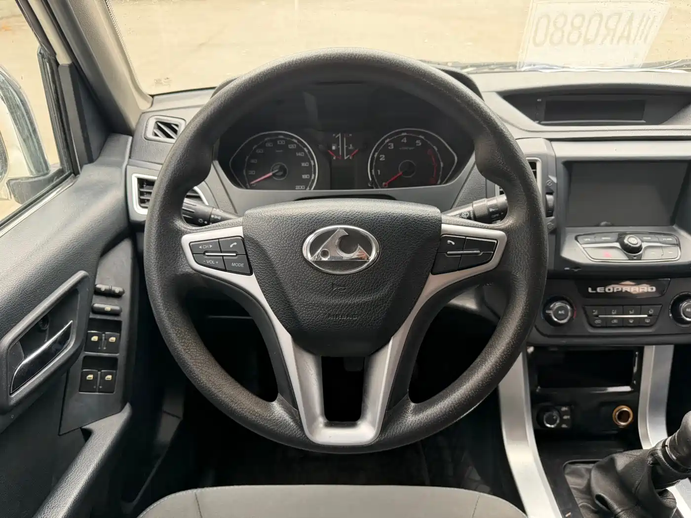 Leopaard Liebao Q6 2015 2.4L Manual 4WD Excellence фото 5