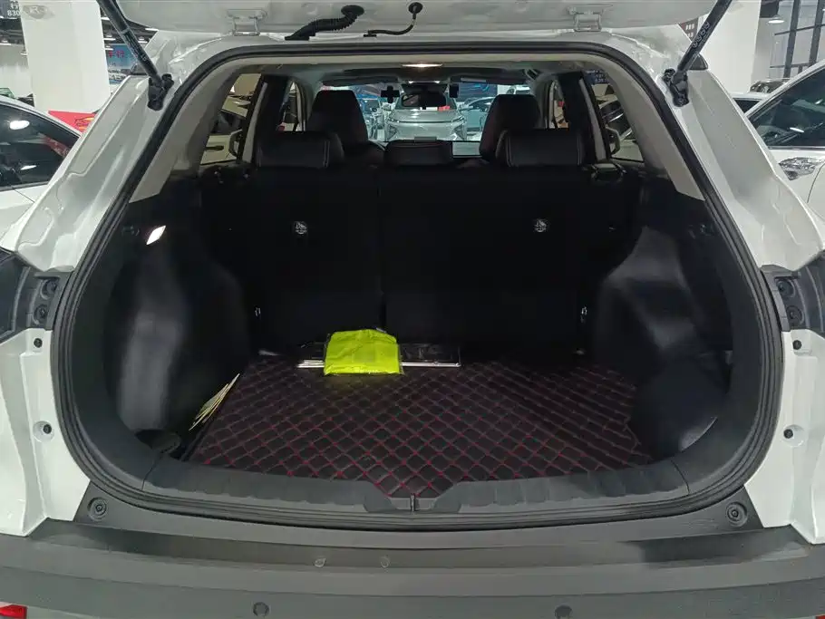 Toyota Corolla Cross 2024 2.0L Smart Hybrid Dual Engine Elite Edition фото 4