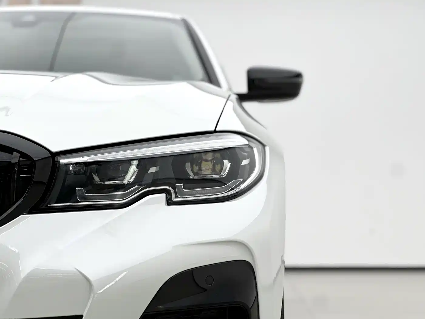 BMW 3 Series 2020 325Li M Sport Black Night Package фото 5