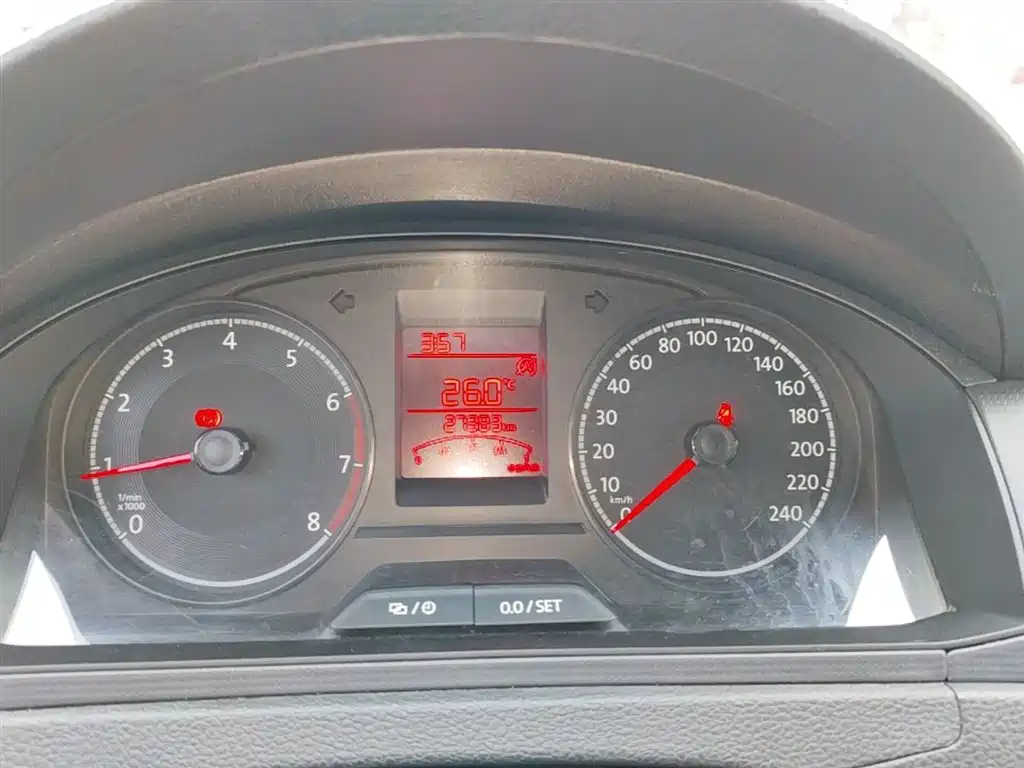 VOLKSWAGEN SANTANA