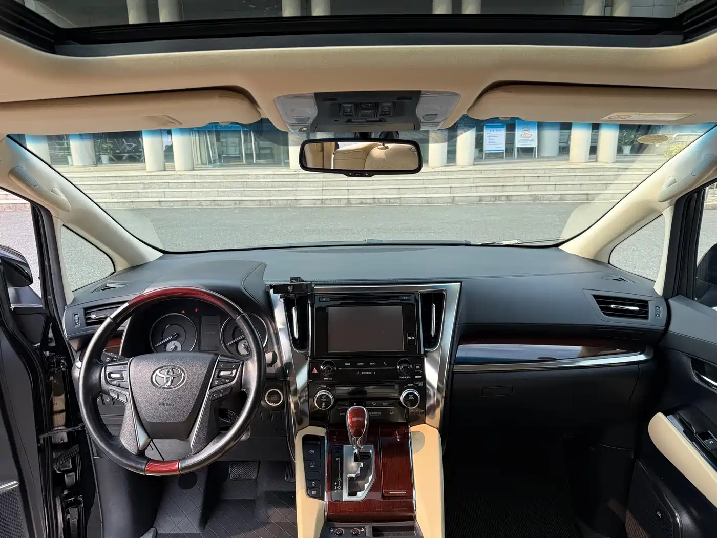Toyota Alphard 2015 3.5L Luxury Edition фото 5