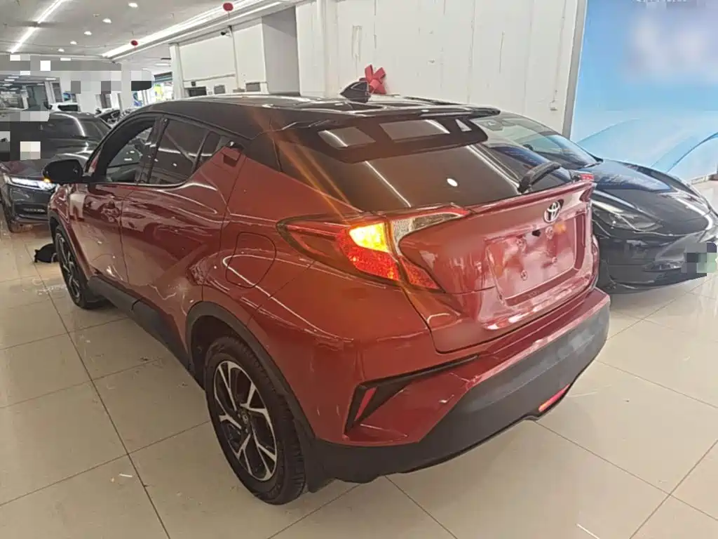 Toyota C-HR 2019 2018 2.0L Leading Edition China V