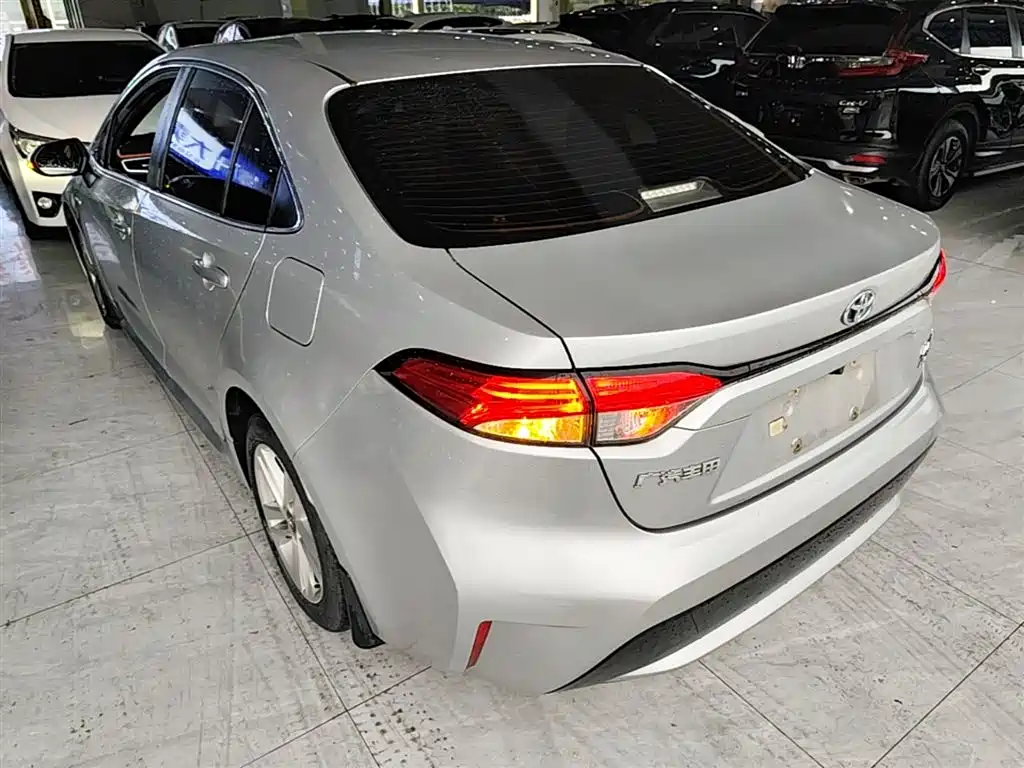 Toyota Levin 2019 Hybrid 1.8H E-CVT Luxury Edition China VI фото 5