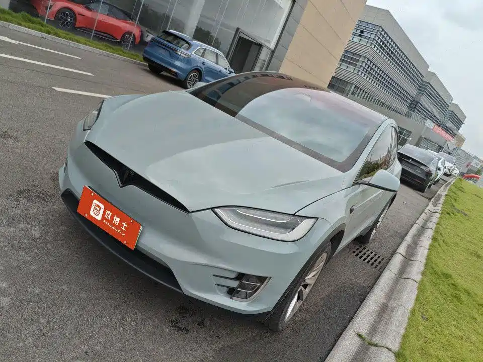 Tesla Model X 2019 Long Range Version