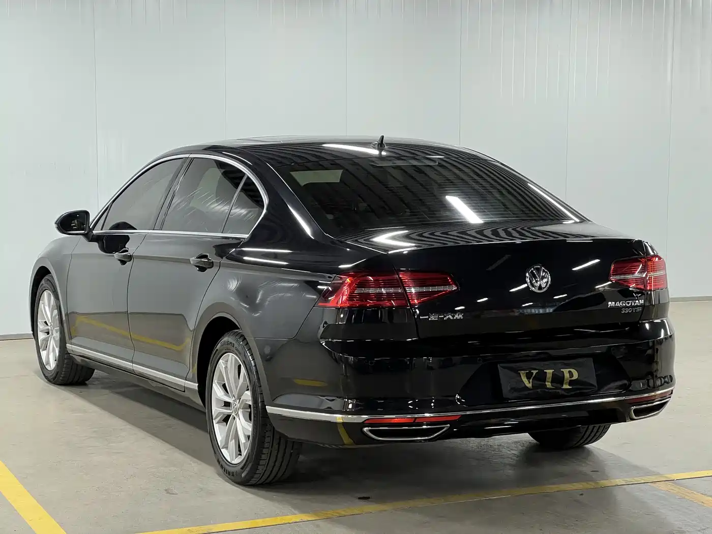 Volkswagen Magotan 2019 330TSI DSG Luxury China V фото 5