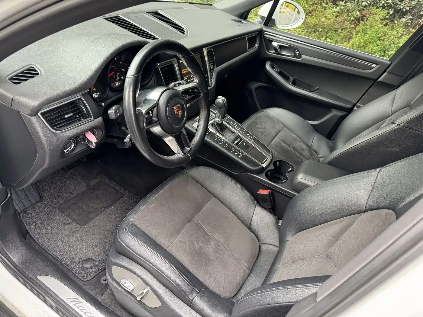 Porsche Macan 2016 Macan 2.0T фото 4