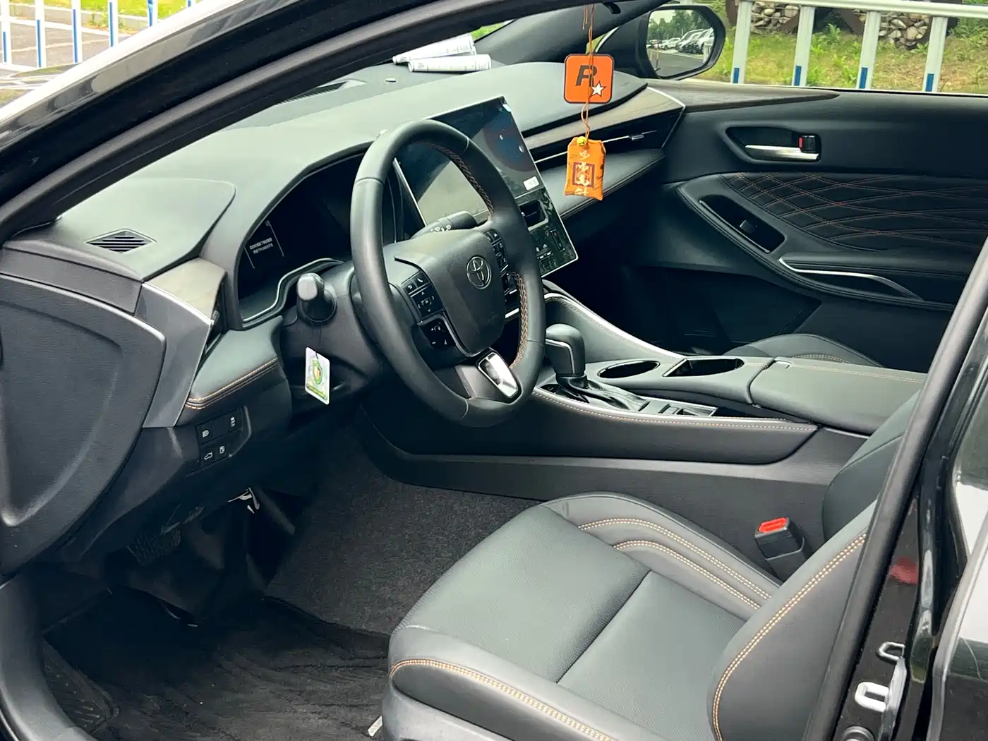 Toyota Avalon 2024 Hybrid 2.0L Luxury Edition фото 4