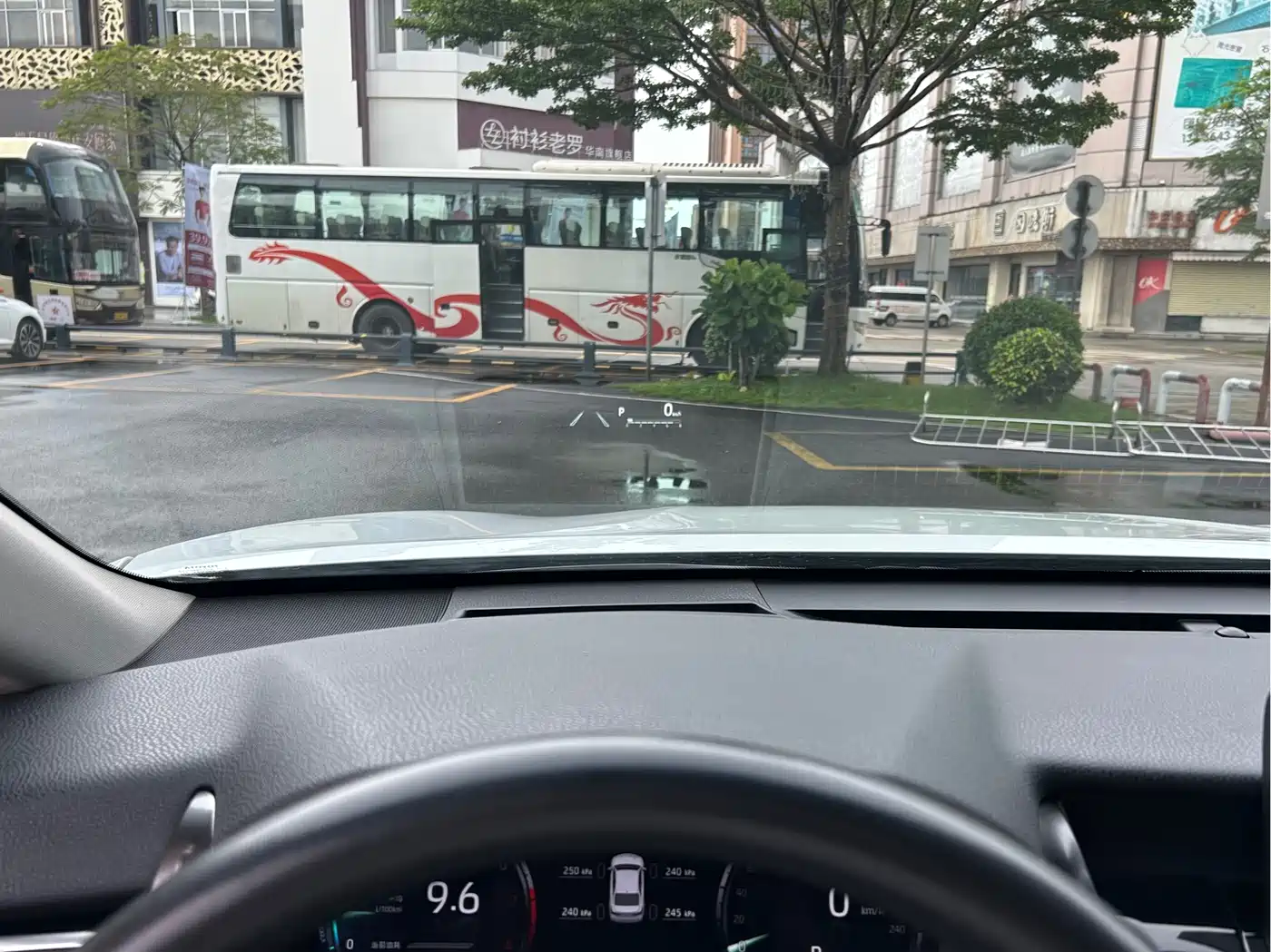 Toyota Camry 2021 2.5G Luxury Edition фото 15
