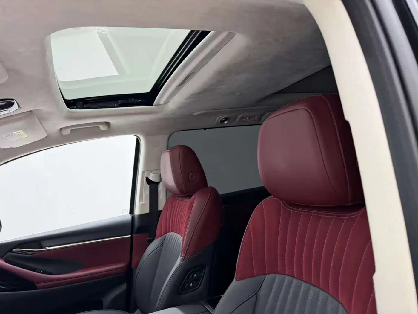 GAC Trumpchi Trumpchi E9 2024 E9 Champion Edition фото 16