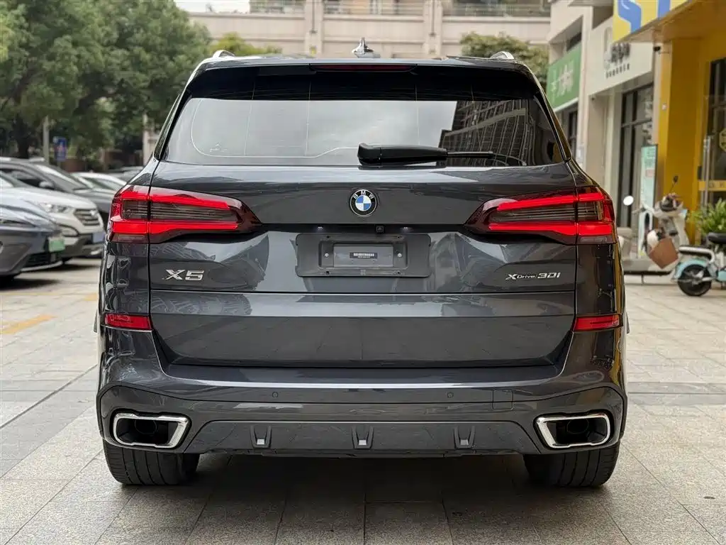BMW X5 (Import) 2021 xDrive30i M Sport Package фото 7
